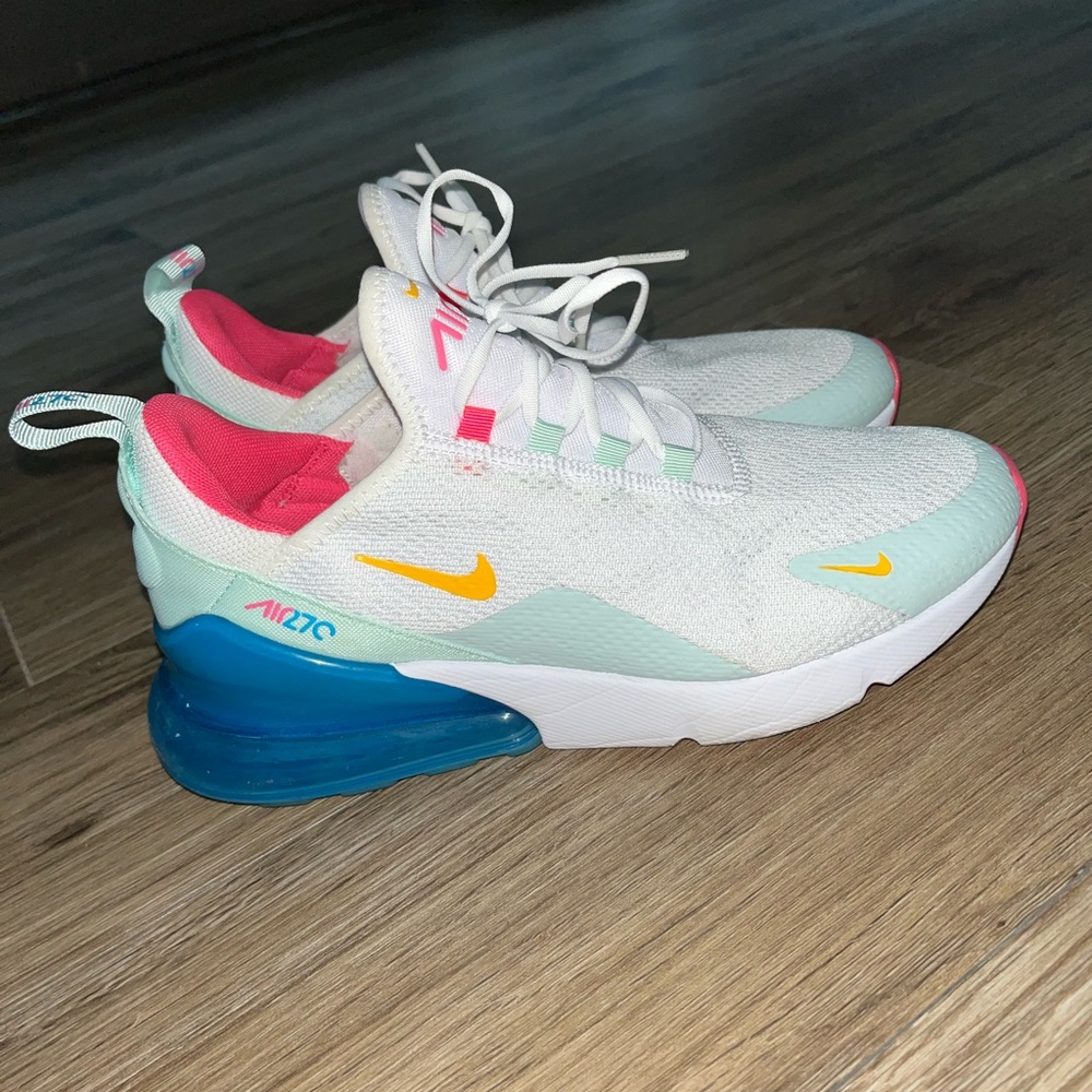 Nike Air 270